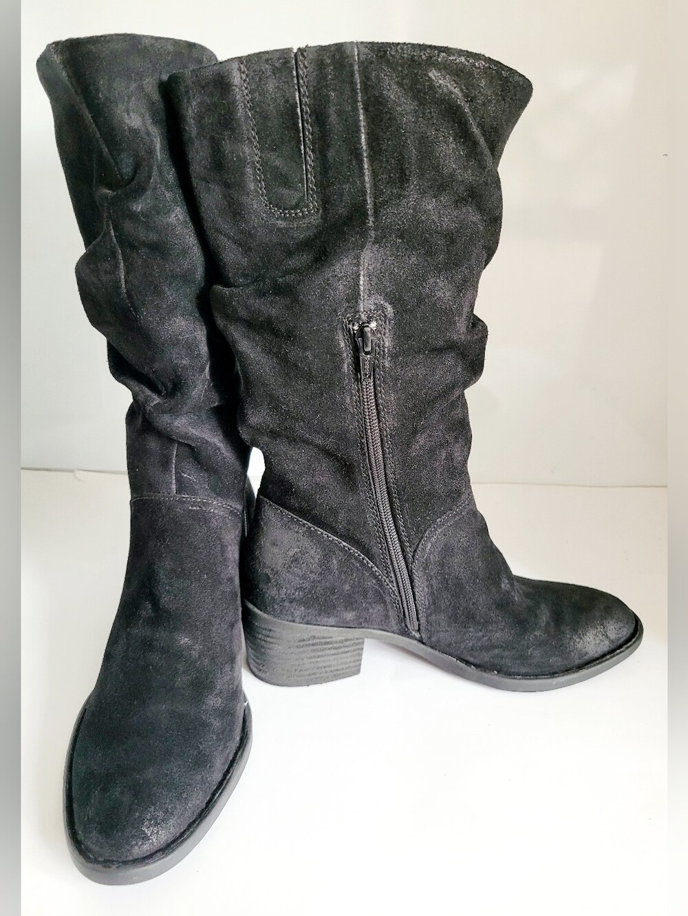 Born Distressed Black Suede Leather Slouchy Block Heel Boots US 7.5 - Picture 14 of 16